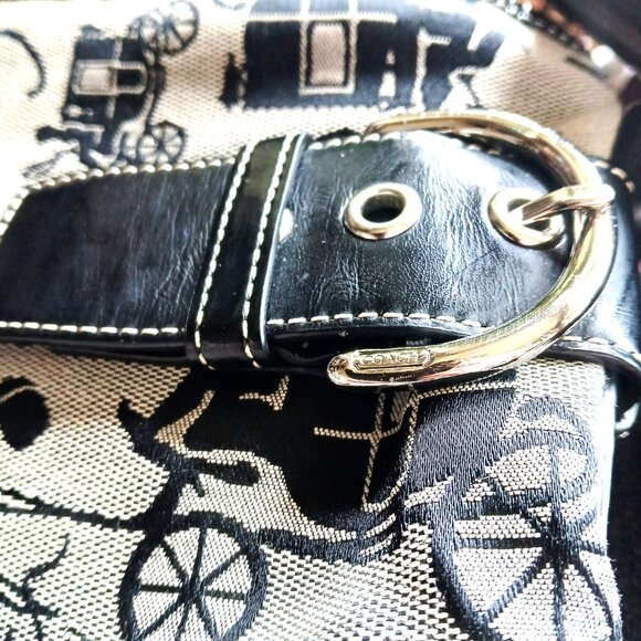 COACH - 2009 Crossbody Canvas and Leather - Picture 7 of 16